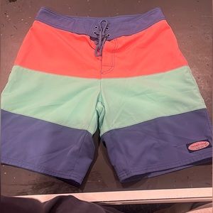 Vineyard Vines tri-color swim trunks in a size 30 waist.